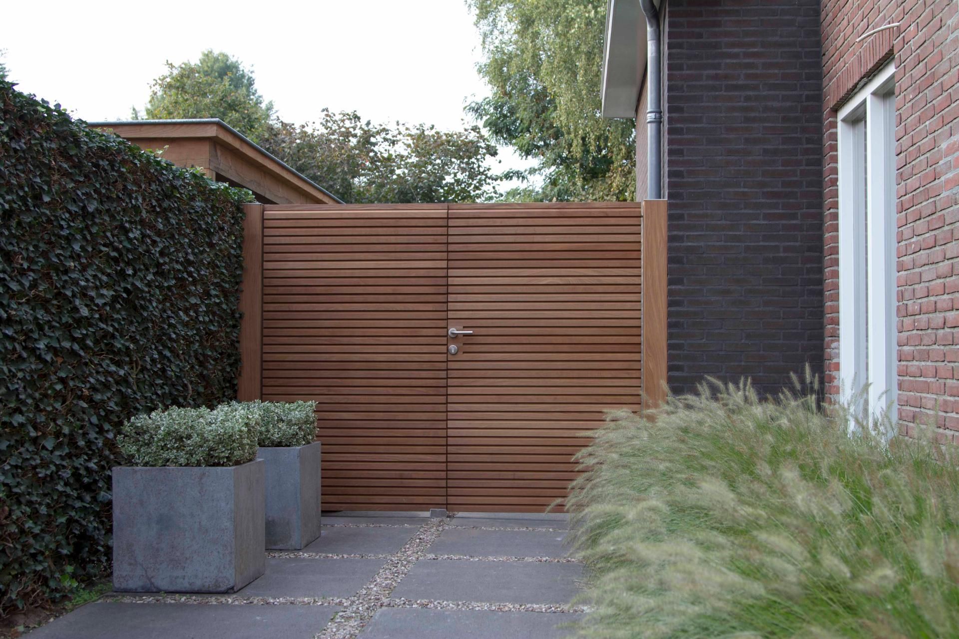 Houten draaipoort 17