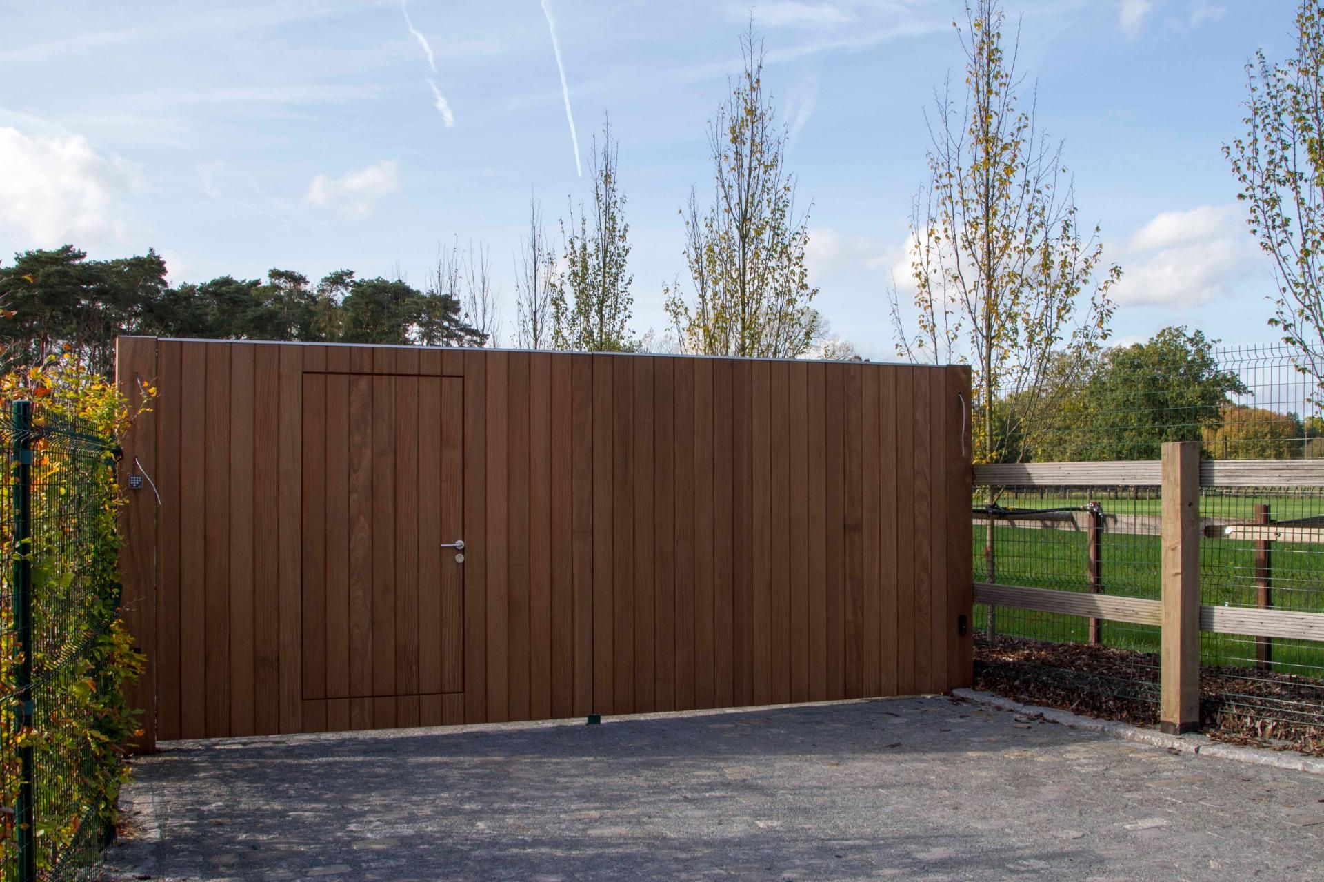 Houten draaipoort 4 diba